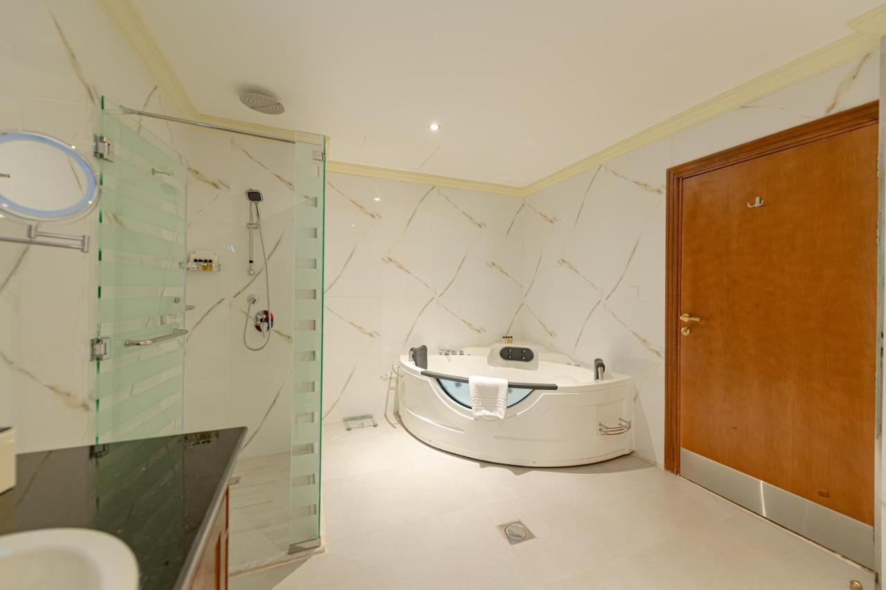 WA Hotel Djedda Buitenkant foto